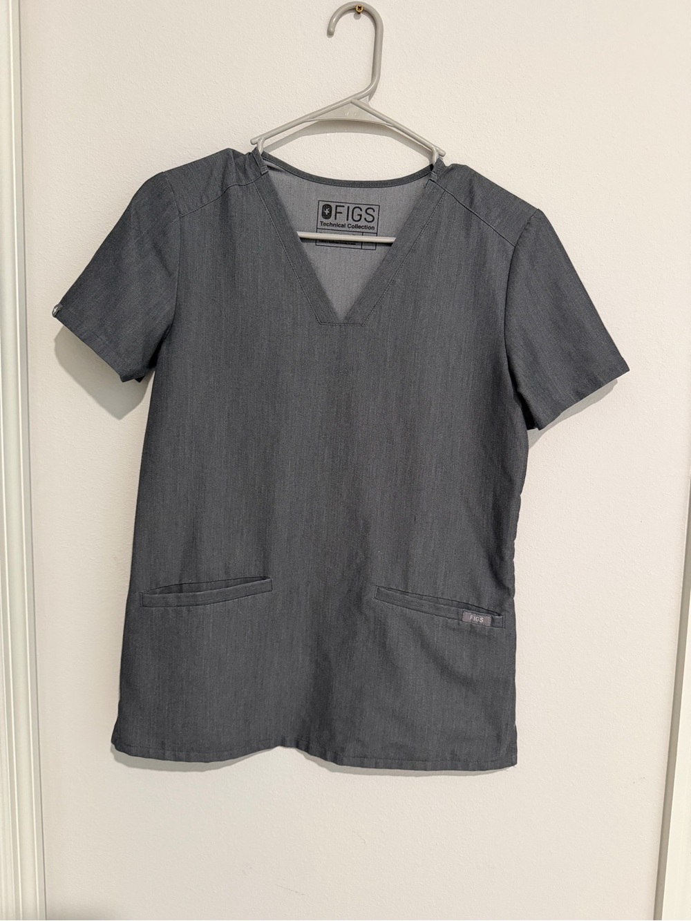 Figs Women's Dark Gray V-Neck Scrub Top
